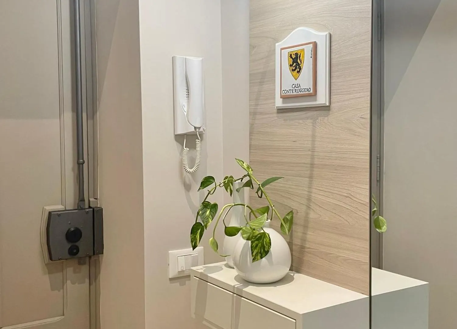 Casa Conte Ruggero Apartment Palermo